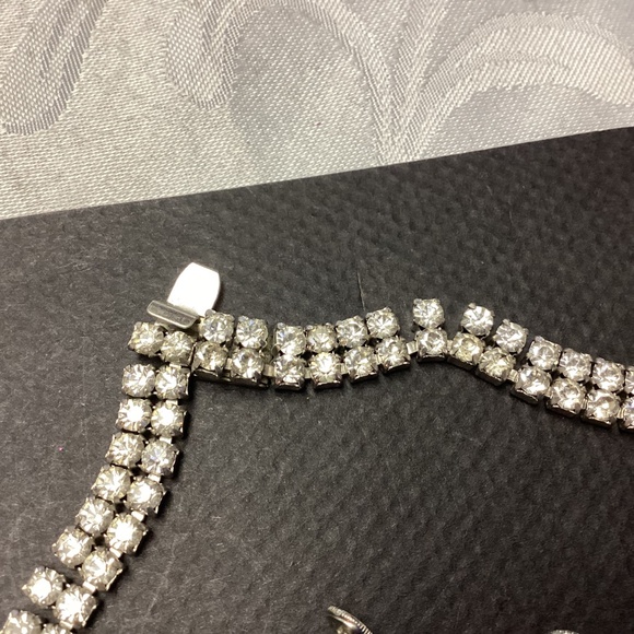 Rhinestone necklace and earrings just stunning vintage - Picture 4 of 8